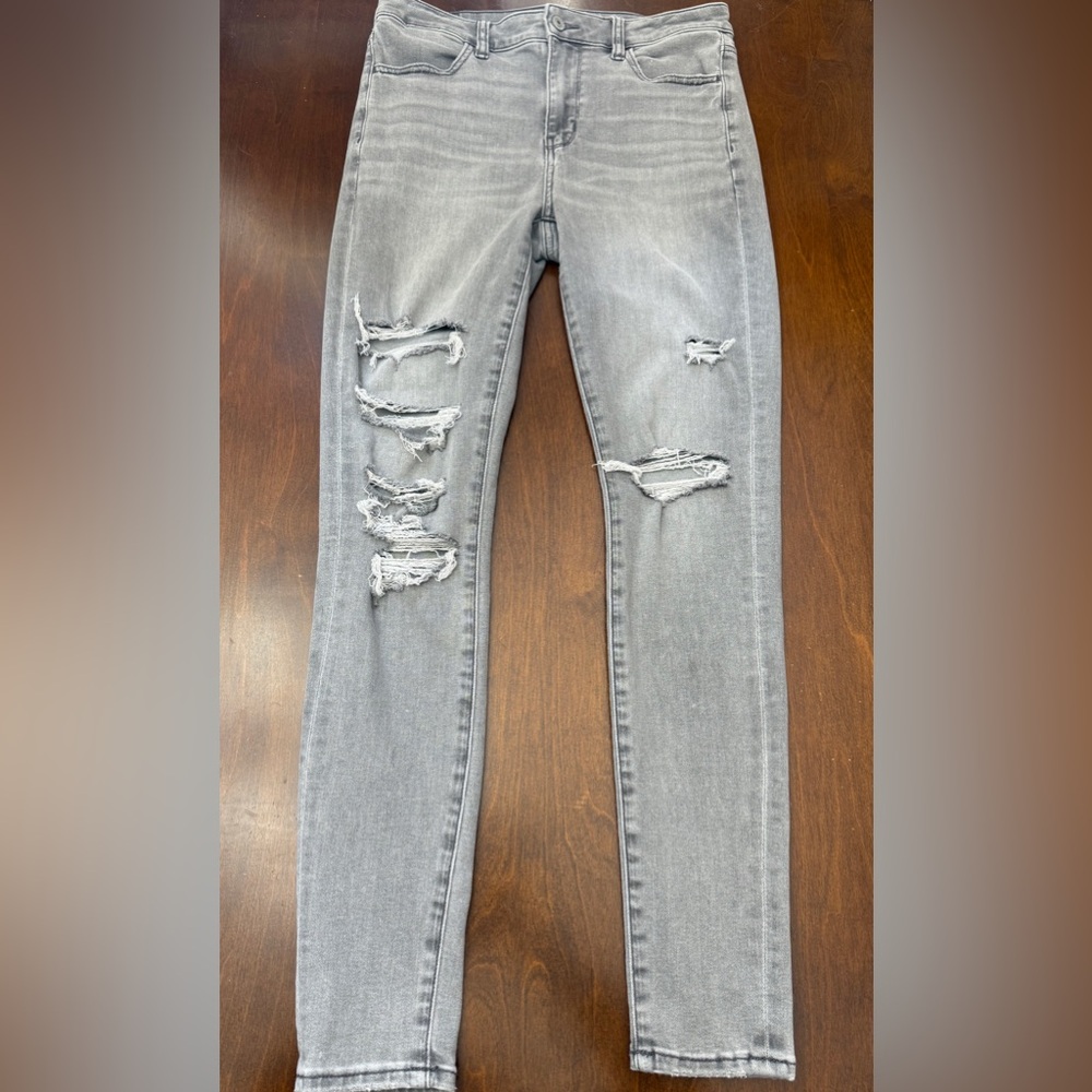 American Eagle Hi-Rise Distressed Denim Jeggings Size 6